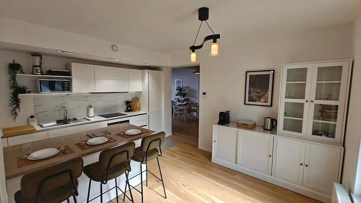 Highgarden - Warm & Cozy Apartment Brussels Belgium