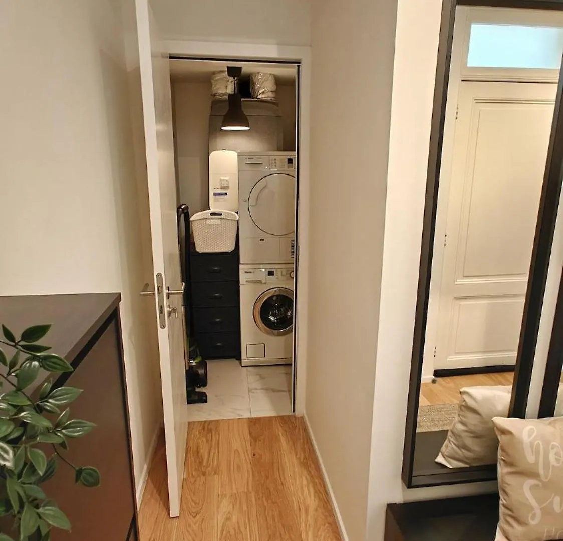 Highgarden - Warm & Cozy Apartment Brussels Belgium